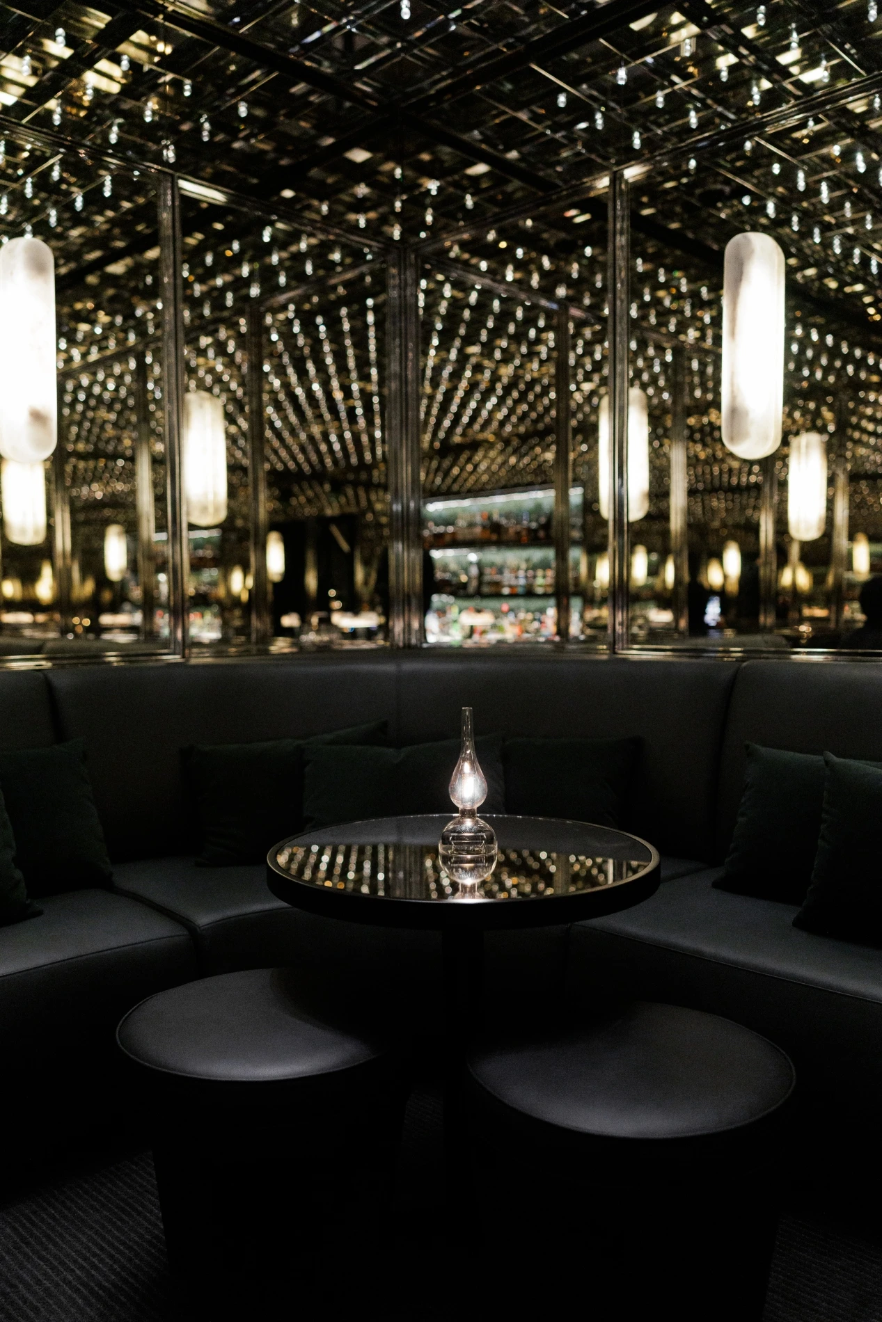 The Mirror Room - Gallery Image 1